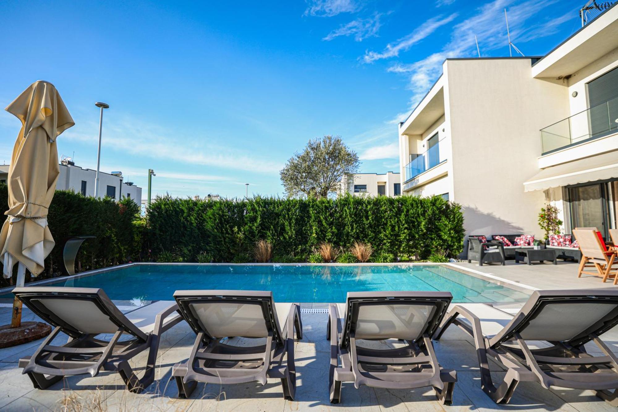 Vila 29 Valamar Durrës 외부 사진